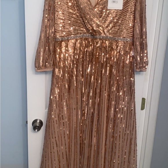 Mac Duggal Apricot Gown - Picture 2 of 7